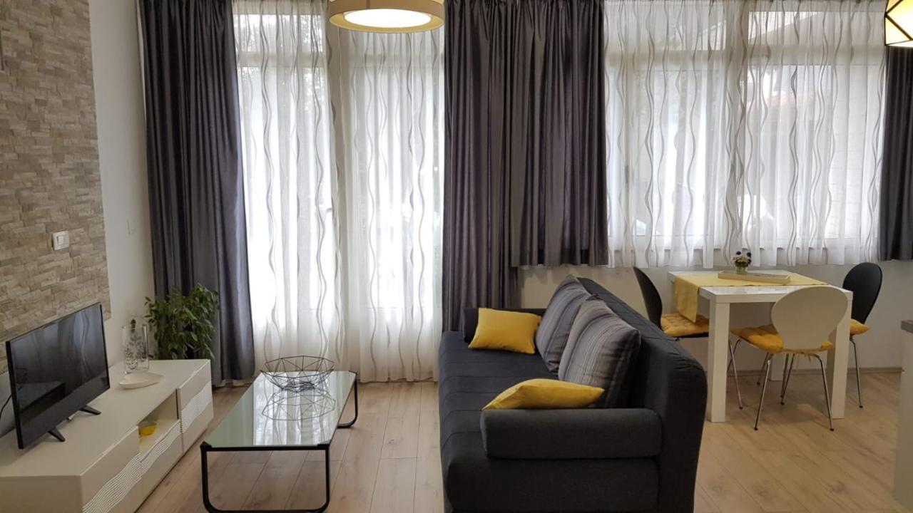 Guest House Adriatic Split Exterior photo